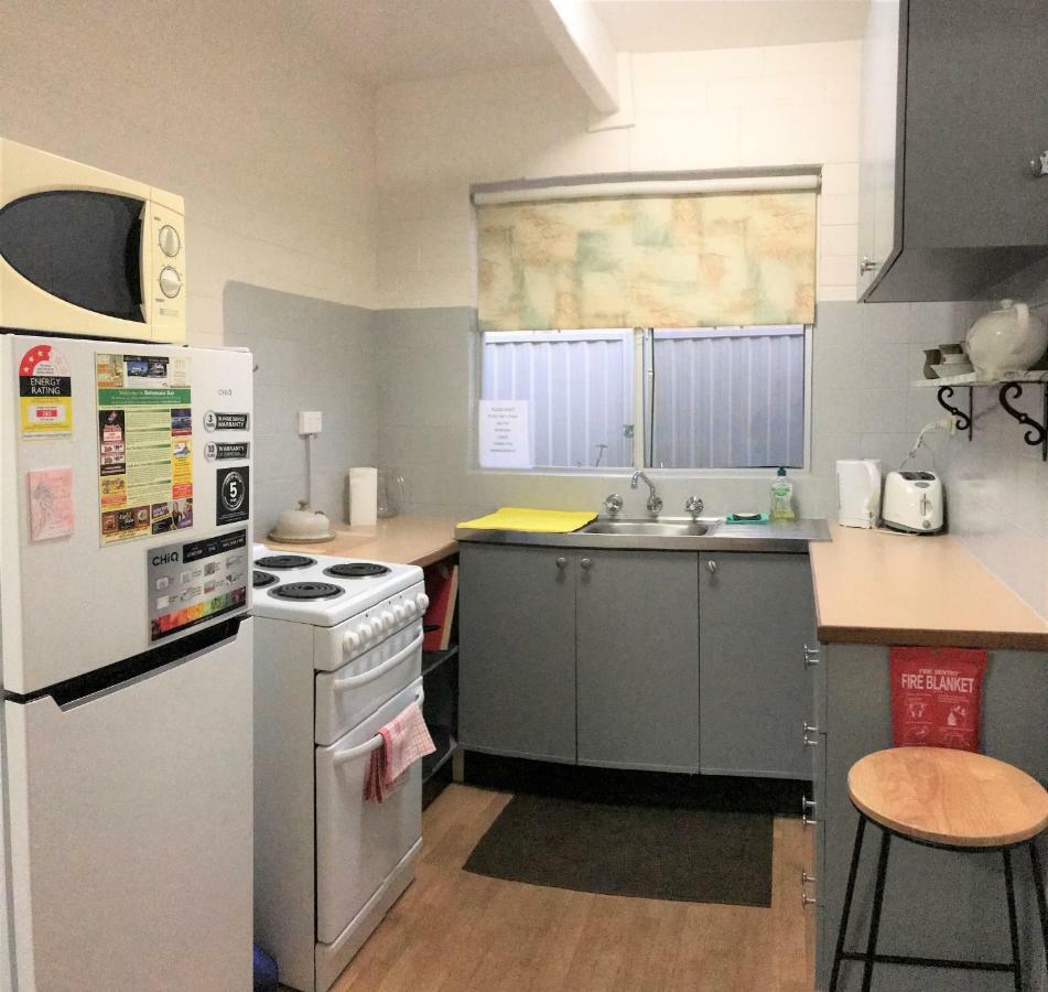 Kon Tiki Apartments Batemans Bay Eksteriør billede